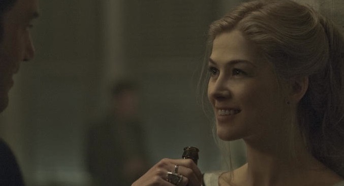 An absolutely amazing Rosamund Pike as Amy Dunne.